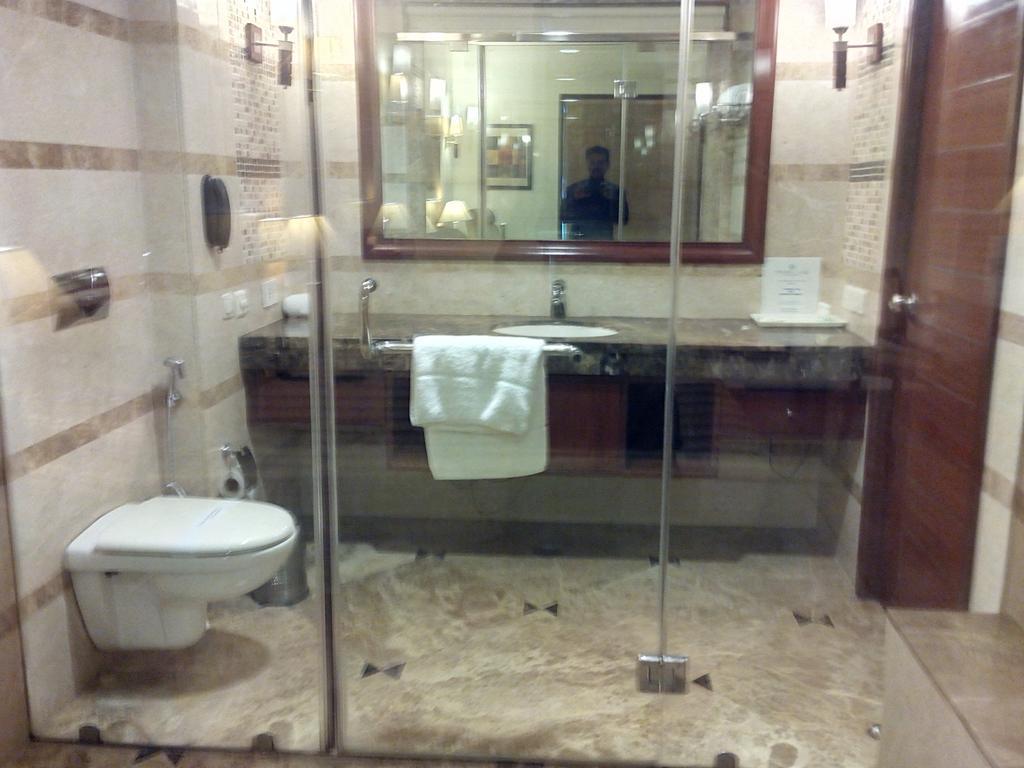 ホテル The Ocean Pearl Retreat ニューデリー エクステリア 写真